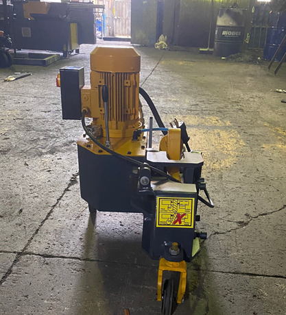 Demir kesme makinaları, demir bükme makinaları, kombine makinalar, endüstriyel makina imalatı, demir işleme makineleri, endüstriyel çözümler, endüstriyel makineler, metal işleme makineleri, demir işleme ekipmanları, endüstriyel ekipmanlar, metal işleme çözümleri, metal işleme makineleri imalatı, metal işleme ekipmanları imalatı, CNC demir işleme makineleri, endüstriyel makina tasarımı, endüstriyel makina mühendisliği, demir işleme teknolojileri, endüstriyel otomasyon çözümleri, endüstriyel otomasyon sistemleri, endüstriyel otomasyon mühendisliği, endüstriyel otomasyon ekipmanları, endüstriyel otomasyon kontrol sistemleri, endüstriyel otomasyon yazılımları, endüstriyel otomasyon entegrasyonu, endüstriyel otomasyon danışmanlığı, endüstriyel otomasyon uygulamaları, endüstriyel otomasyon teknolojileri, endüstriyel otomasyon ekipman tedariki